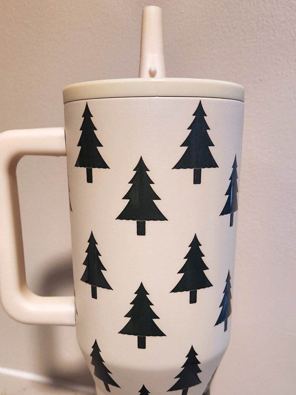Liquid Flask 40oz Insulated Tumbler - Cream color with Pine Trees - Picture 4 of 7